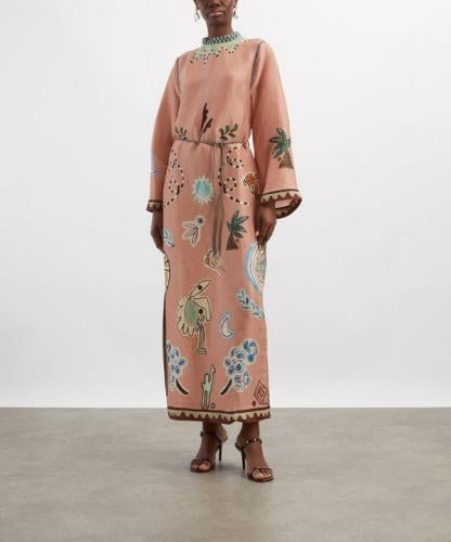 فستان حرير مطرز بنقوش بوهيمية