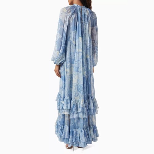 فستان سهرة ناعم بطبقات كشكش وياقة عالية