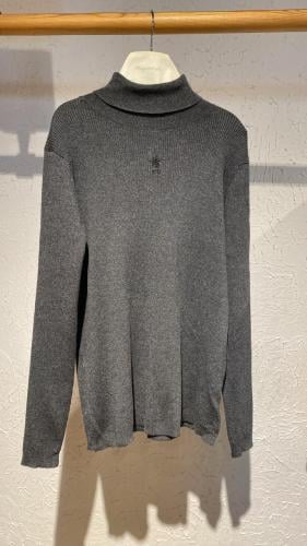 كنزة صوفية رمادية بياقة مرتفعة دافئة