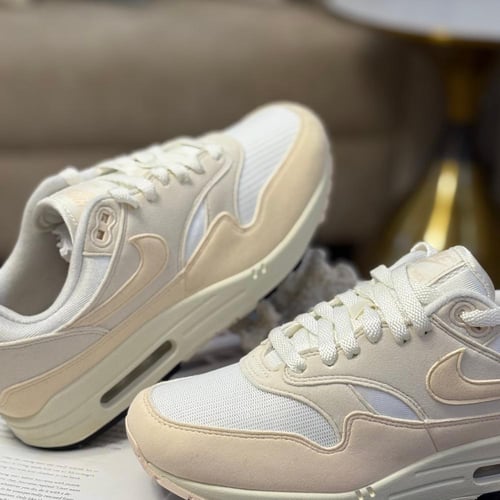 Air Max 1 Sail Guava