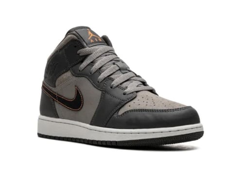 Air Jordan 1 Mid SE