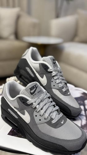 Nike Air Max 90