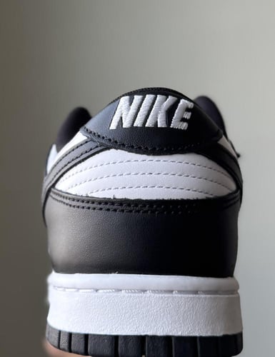 Nike Dunk Low Panda Black / White