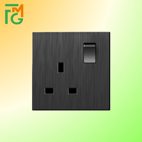 فيش S7 13A + مفتاح