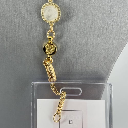 Id holder-gold&white quartz