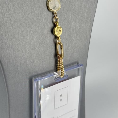 Id holder-gold&white quartz