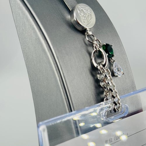 Id holderbrooch-silver&darkgreen