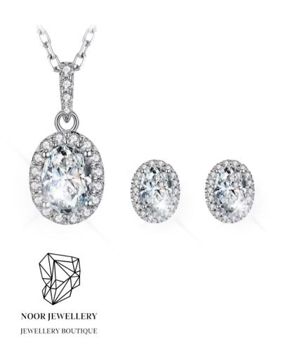 Oval Halo calssic