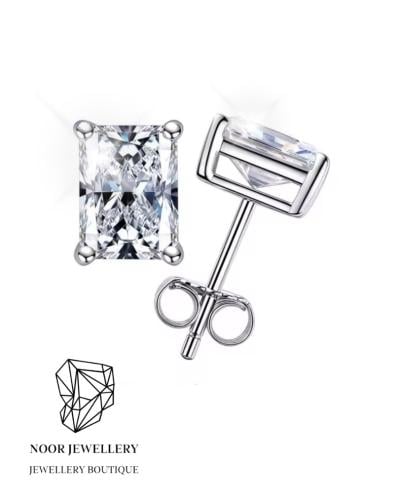 Radiant solitaire calssic