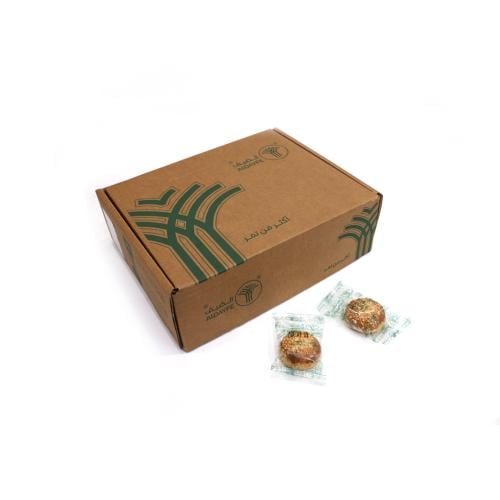 كرتون معمول تمر بالسمسم 1 كيلو