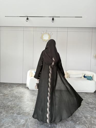 عباية لينن زيتي