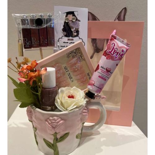 كوب انيق مع باقه