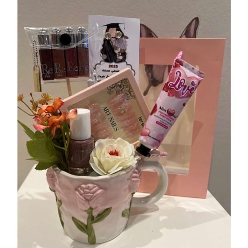 كوب انيق مع باقه