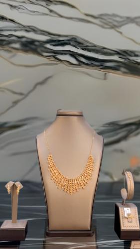 طقم الفخامه ذهب صافي عيار 21