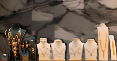 بكج العروس يتكون من 13 قطعه فاخره ذهب صافي عيار 21