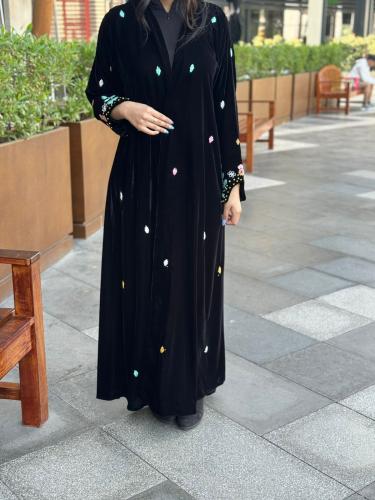 Liyan Abaya