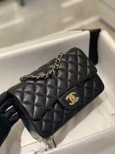 CHANEL CLASSIC MINI size 20cm
