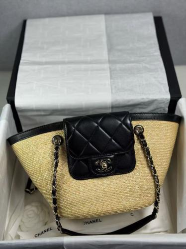 CHANEL 14K size 18cm