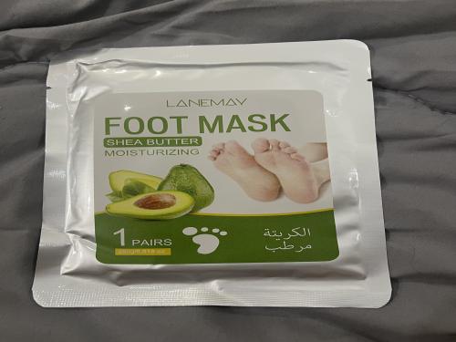 Moisturizing mask for the foot