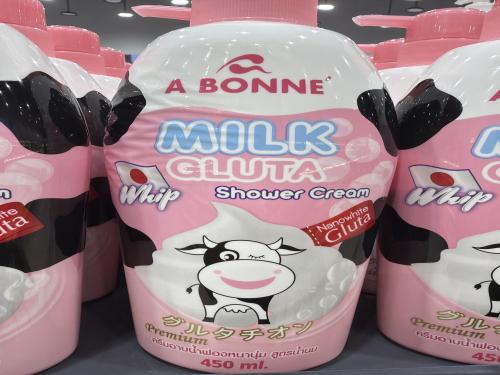 Foaming shower cream