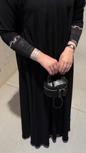Noura abaya
