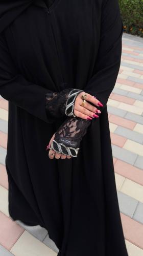 Tawq abaya