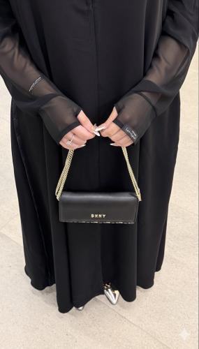 Black eye-catching abaya