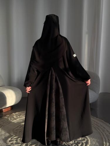 عباية جاكار