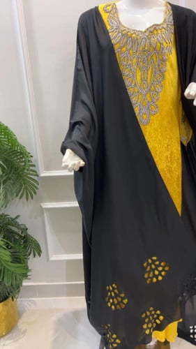 عبايه راس اماراتية مخرمه شك