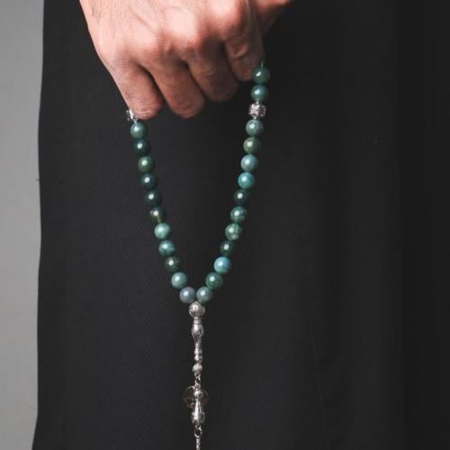 مسباح حجر عقيق عشبي 33 خرزة