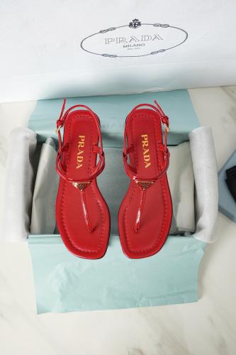 Patent leather thong sandals