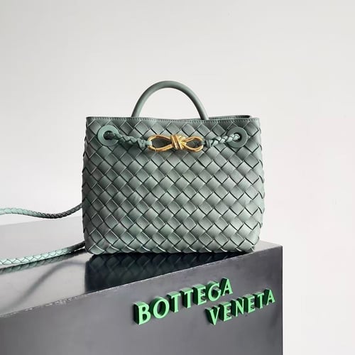 Bottega Veneta Parachute | بوتيغا فينيتا سمول اندي...