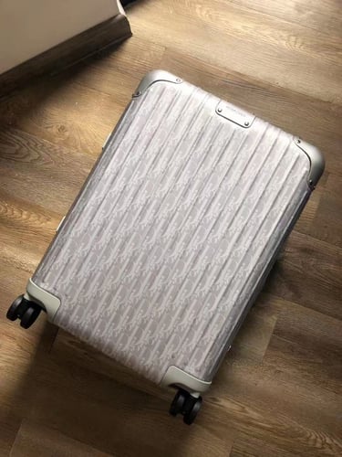 شنطه سفر ريموا & ديور | Carry Bag Rimowa & Dior