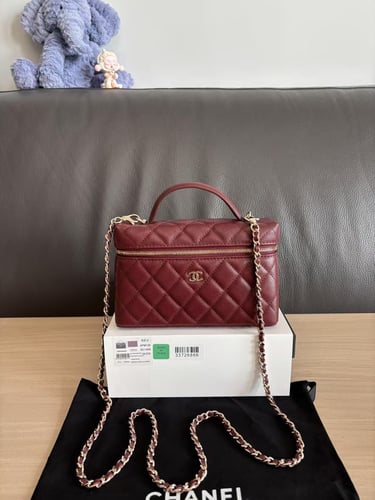 Chanel Vanity Bag Caviar | شنطه شانيل فانيتي كافيا...