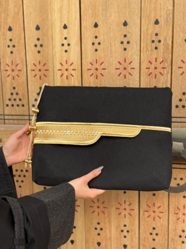 شنطة لابتوب البشت