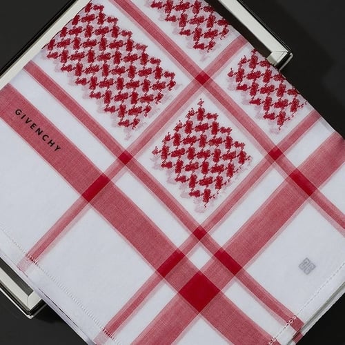 شماغ جيفنشي احمر الفاخر