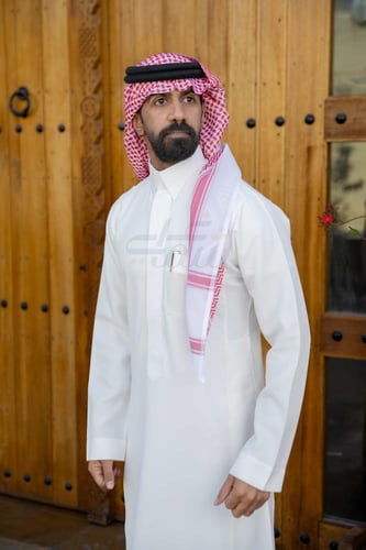 شماغ VOLCANO احمر كلاسيك آخر إصدار