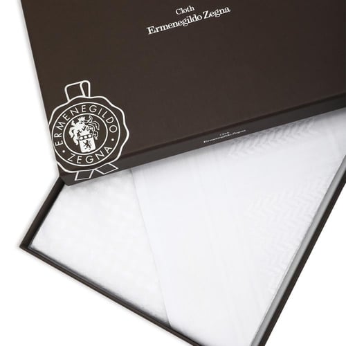 شماغ Ermenegildo Zegna ابيض كلاسيك 2026