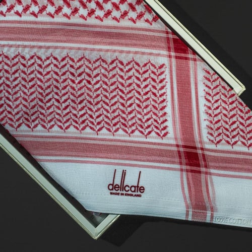 شماغ ديليكات كلاسيك 2025 انجليزي