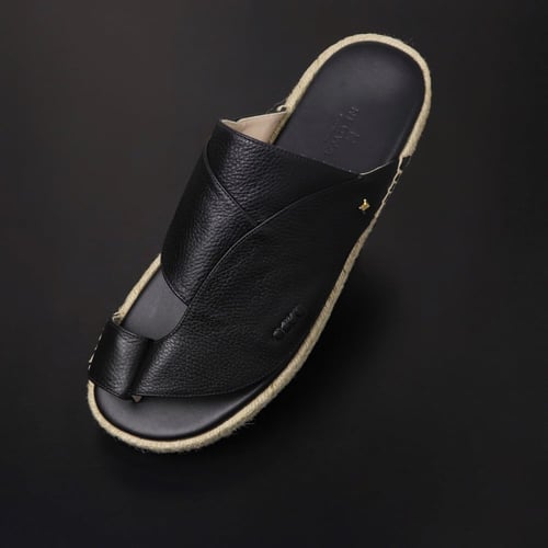 حذاء نقوة ماربيا اسود