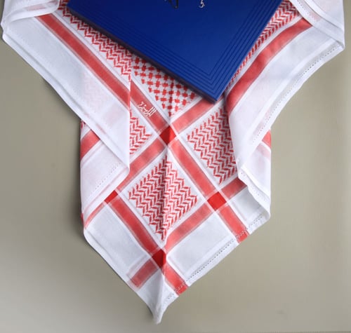 شماغ المراسيم أحمر التميز