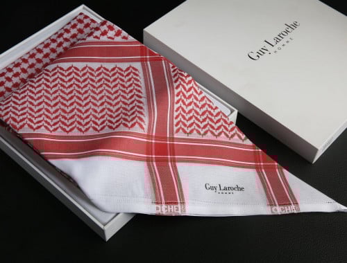 شماغ جاي لاروش GUR