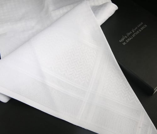 شماغ العطار ابيض سويسري