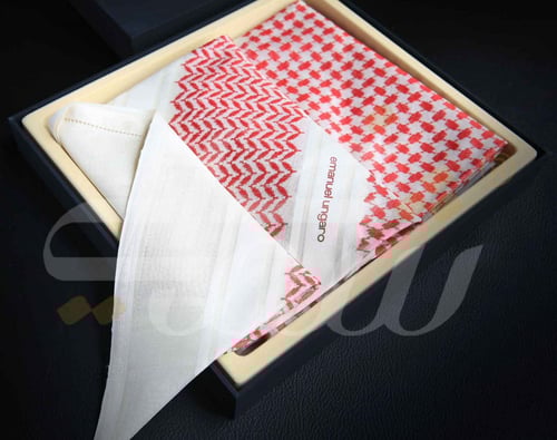 شماغ إيمانويل إنغارو أحمر بيج