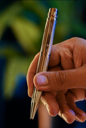 قلم مجموعة سي جي DAHNAG اصدار التميز ومحدود فاخر ج...