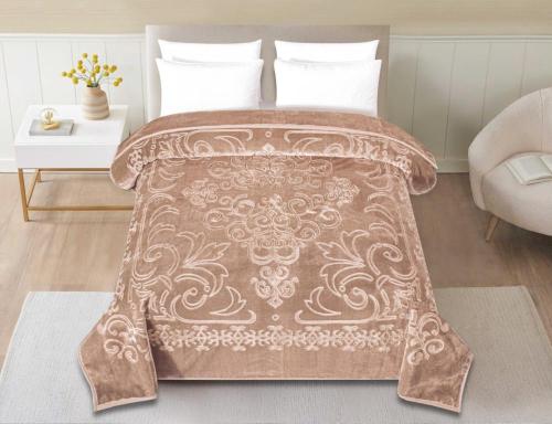 A two-person blanket weighing 4 kilograms, size 220 by 240
