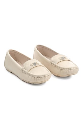 حذاء فلات طبي كاجوال مغلق يزينه حزام جلدي مزود بست...