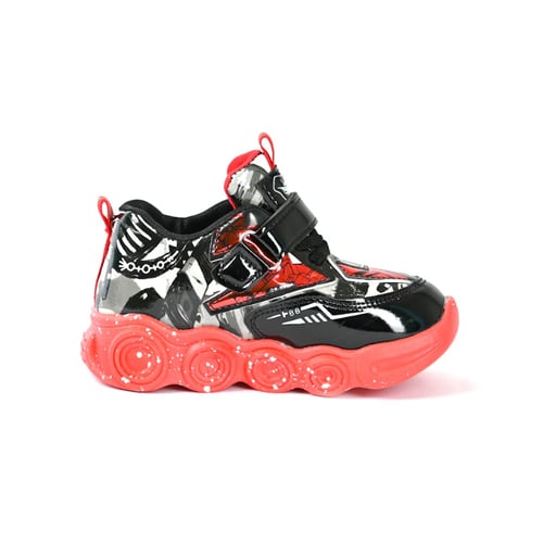 سنيكرز كاجول مواليد