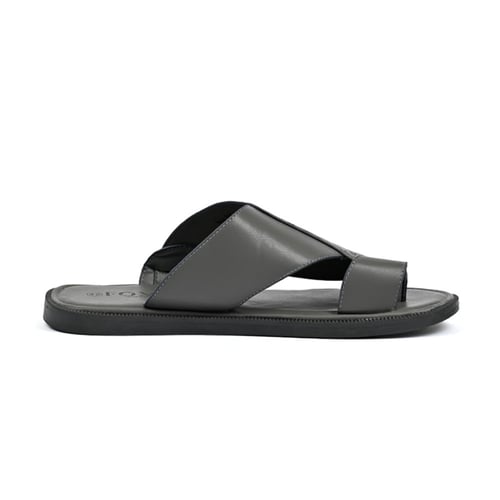 احذية شرقية