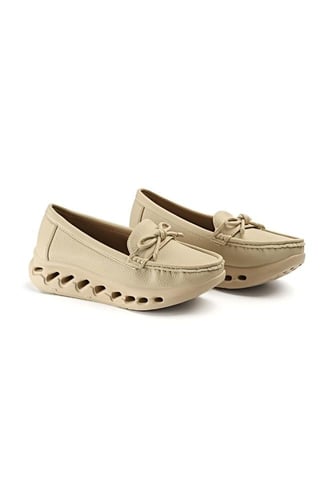 حذاء فلات كاجوال طبي كعب متوسط مزين بشريطة بشكل في...